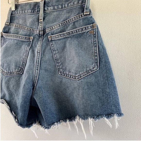 Madewell The Momjean Short in Burdette Wash Raw Hem - Picture 6 of 9